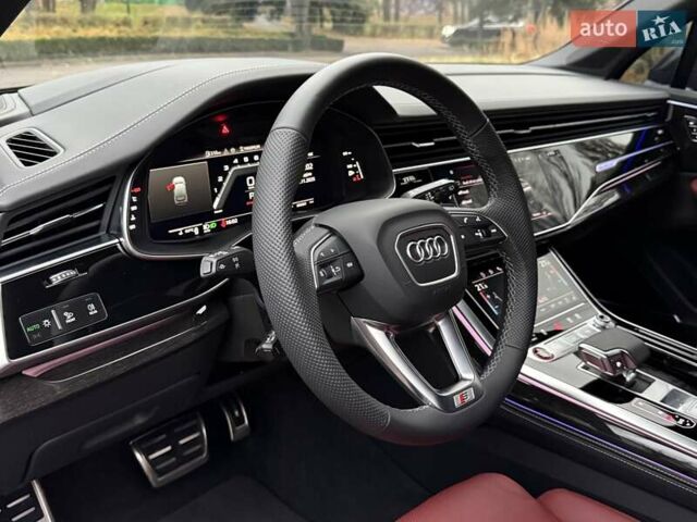 Серый Ауди SQ7, объемом двигателя 4 л и пробегом 24 тыс. км за 112950 $, фото 66 на Automoto.ua