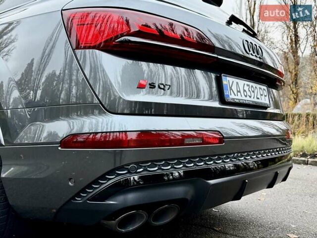 Серый Ауди SQ7, объемом двигателя 4 л и пробегом 24 тыс. км за 112950 $, фото 42 на Automoto.ua