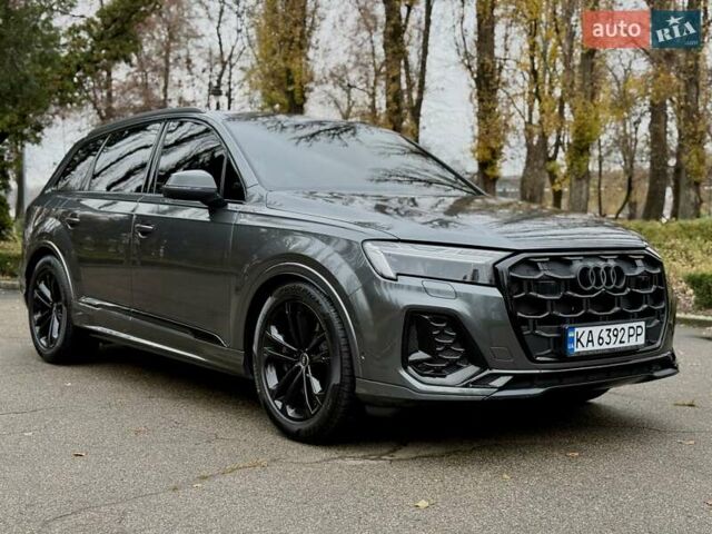 Серый Ауди SQ7, объемом двигателя 4 л и пробегом 24 тыс. км за 112950 $, фото 2 на Automoto.ua