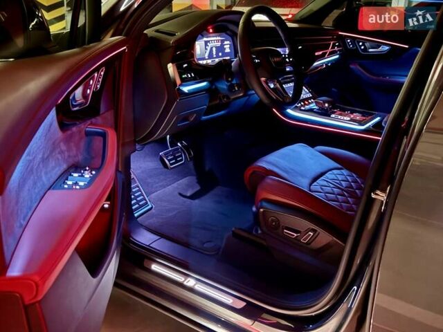 Серый Ауди SQ7, объемом двигателя 4 л и пробегом 24 тыс. км за 112950 $, фото 63 на Automoto.ua