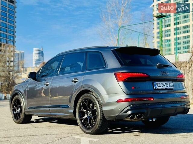 Сірий Ауді SQ7, об'ємом двигуна 4 л та пробігом 11 тис. км за 97500 $, фото 19 на Automoto.ua