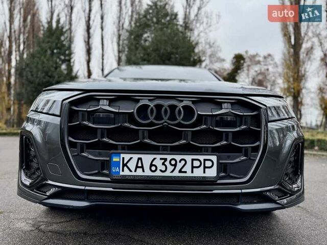 Серый Ауди SQ7, объемом двигателя 4 л и пробегом 24 тыс. км за 112950 $, фото 21 на Automoto.ua