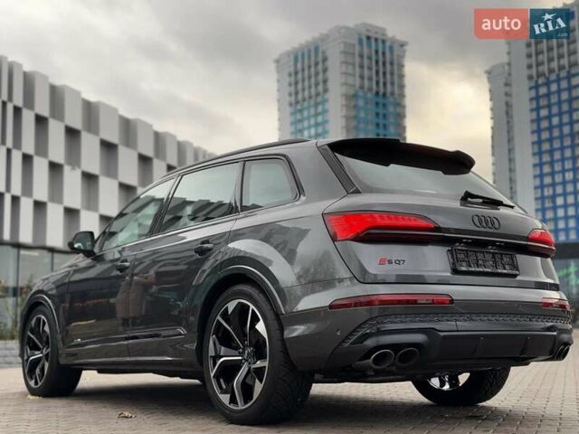 Сірий Ауді SQ7, об'ємом двигуна 4 л та пробігом 1 тис. км за 103500 $, фото 33 на Automoto.ua
