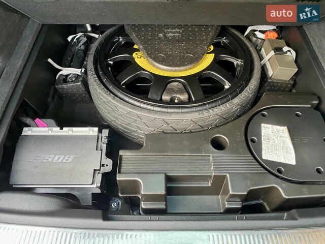 Синий Ауди SQ7, объемом двигателя 3.96 л и пробегом 220 тыс. км за 38000 $, фото 34 на Automoto.ua