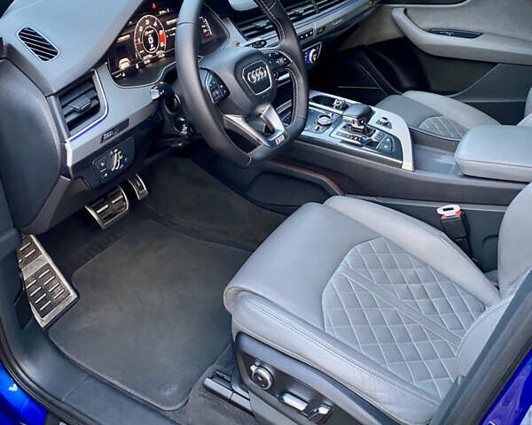 Синий Ауди SQ7, объемом двигателя 3.96 л и пробегом 220 тыс. км за 38000 $, фото 20 на Automoto.ua