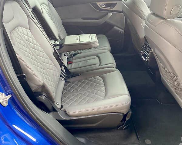 Синій Ауді SQ7, об'ємом двигуна 3.96 л та пробігом 220 тис. км за 38500 $, фото 30 на Automoto.ua