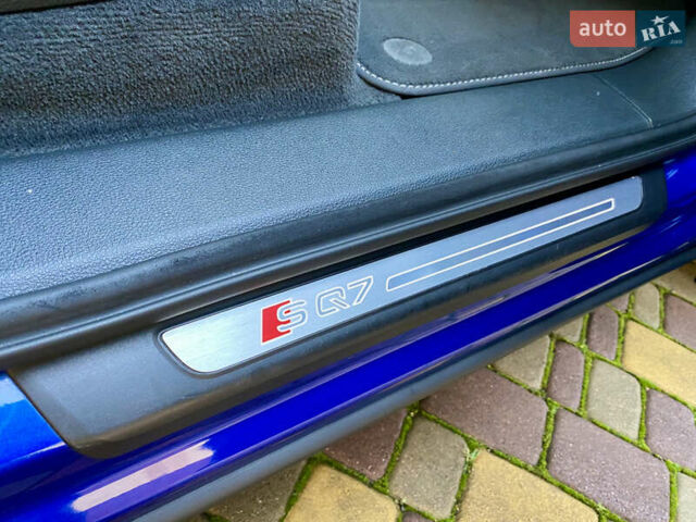 Синий Ауди SQ7, объемом двигателя 3.96 л и пробегом 220 тыс. км за 38000 $, фото 31 на Automoto.ua