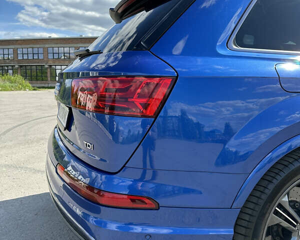 Синий Ауди SQ7, объемом двигателя 3.96 л и пробегом 162 тыс. км за 59999 $, фото 13 на Automoto.ua
