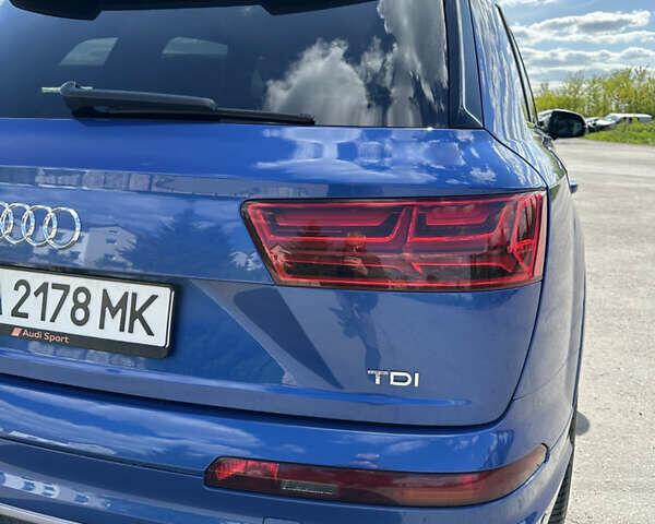 Синий Ауди SQ7, объемом двигателя 3.96 л и пробегом 162 тыс. км за 59999 $, фото 19 на Automoto.ua