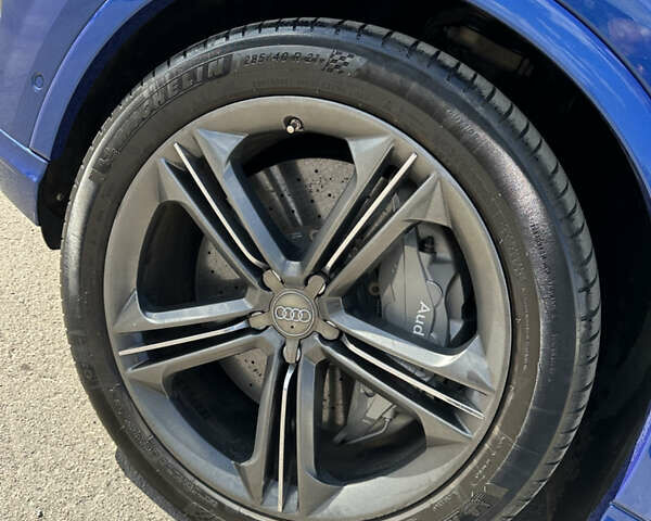 Синий Ауди SQ7, объемом двигателя 3.96 л и пробегом 162 тыс. км за 59999 $, фото 27 на Automoto.ua