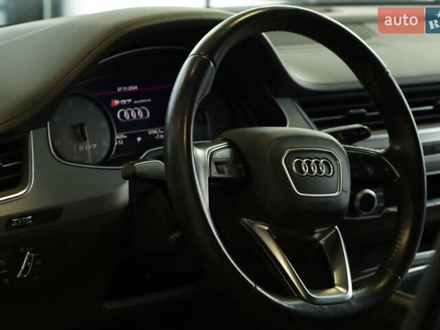 Синий Ауди SQ7, объемом двигателя 4 л и пробегом 85 тыс. км за 61000 $, фото 17 на Automoto.ua