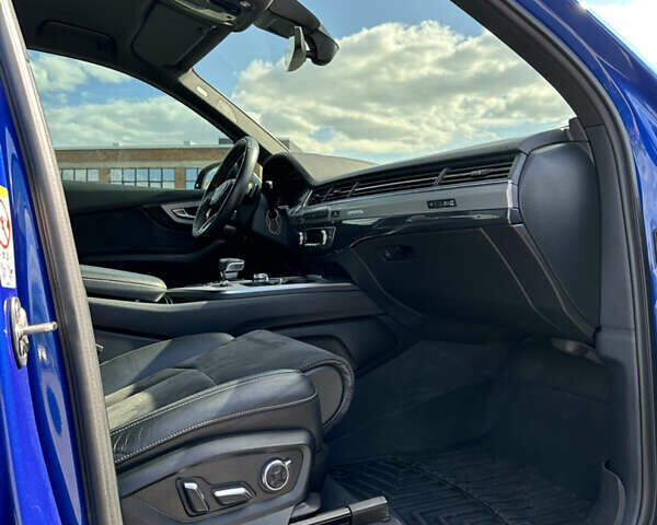 Синий Ауди SQ7, объемом двигателя 3.96 л и пробегом 162 тыс. км за 59999 $, фото 33 на Automoto.ua