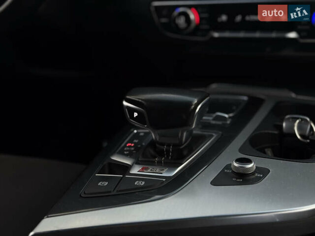 Синій Ауді SQ7, об'ємом двигуна 3.96 л та пробігом 190 тис. км за 54990 $, фото 68 на Automoto.ua