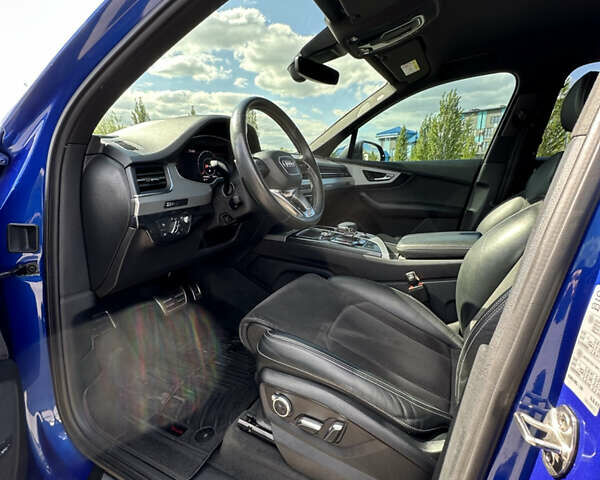Синий Ауди SQ7, объемом двигателя 3.96 л и пробегом 162 тыс. км за 59999 $, фото 29 на Automoto.ua