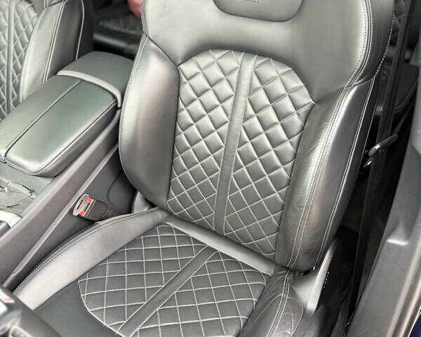 Синий Ауди SQ7, объемом двигателя 3.96 л и пробегом 128 тыс. км за 57900 $, фото 31 на Automoto.ua