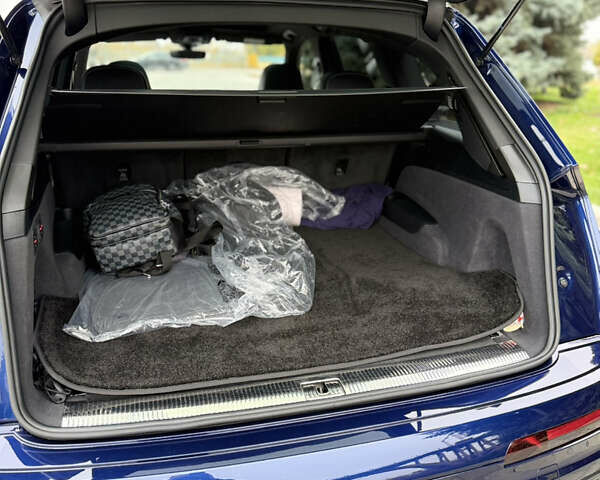 Синий Ауди SQ7, объемом двигателя 3.96 л и пробегом 128 тыс. км за 57900 $, фото 30 на Automoto.ua