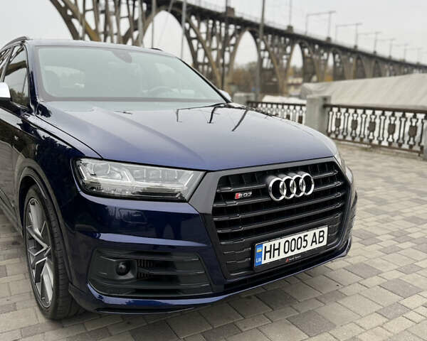 Синий Ауди SQ7, объемом двигателя 3.96 л и пробегом 128 тыс. км за 57900 $, фото 15 на Automoto.ua