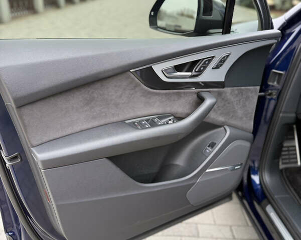 Синий Ауди SQ7, объемом двигателя 3.96 л и пробегом 128 тыс. км за 57900 $, фото 22 на Automoto.ua