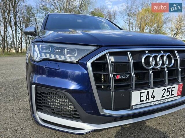 Синий Ауди SQ7, объемом двигателя 4 л и пробегом 182 тыс. км за 68800 $, фото 12 на Automoto.ua