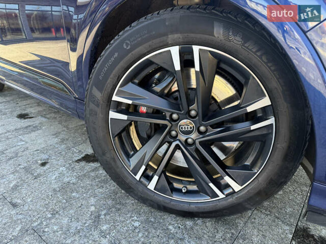 Синий Ауди SQ7, объемом двигателя 3.96 л и пробегом 176 тыс. км за 78000 $, фото 8 на Automoto.ua