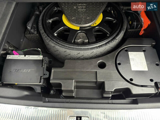 Синий Ауди SQ7, объемом двигателя 4 л и пробегом 185 тыс. км за 74999 $, фото 53 на Automoto.ua