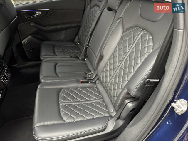 Синий Ауди SQ7, объемом двигателя 4 л и пробегом 185 тыс. км за 74999 $, фото 47 на Automoto.ua