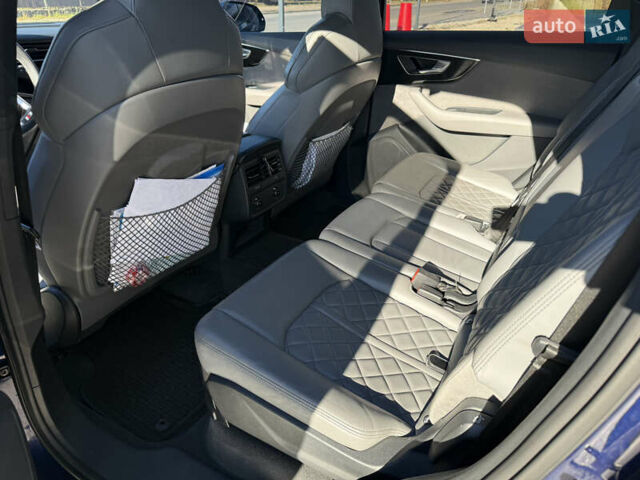 Синий Ауди SQ7, объемом двигателя 3.96 л и пробегом 176 тыс. км за 78000 $, фото 15 на Automoto.ua