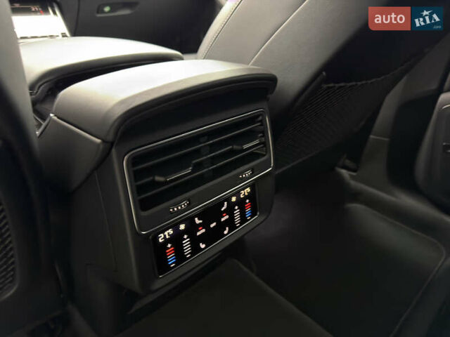 Синий Ауди SQ7, объемом двигателя 4 л и пробегом 185 тыс. км за 74999 $, фото 45 на Automoto.ua