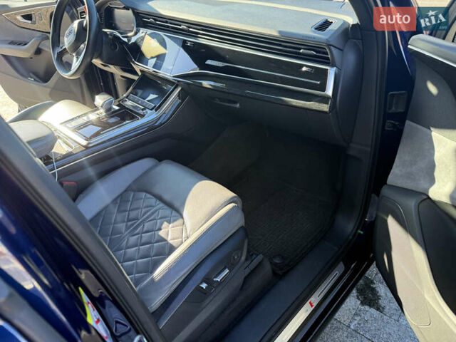 Синий Ауди SQ7, объемом двигателя 3.96 л и пробегом 176 тыс. км за 78000 $, фото 10 на Automoto.ua