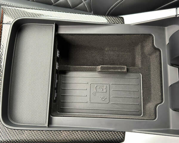 Синий Ауди SQ7, объемом двигателя 4 л и пробегом 185 тыс. км за 74999 $, фото 76 на Automoto.ua