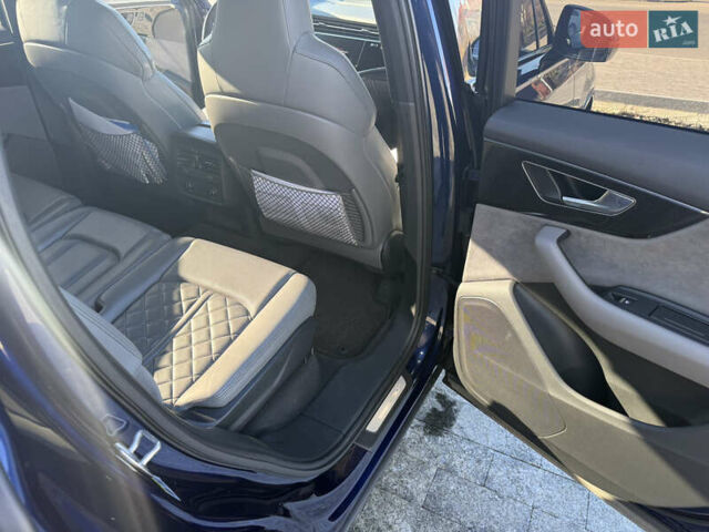 Синий Ауди SQ7, объемом двигателя 3.96 л и пробегом 176 тыс. км за 78000 $, фото 11 на Automoto.ua