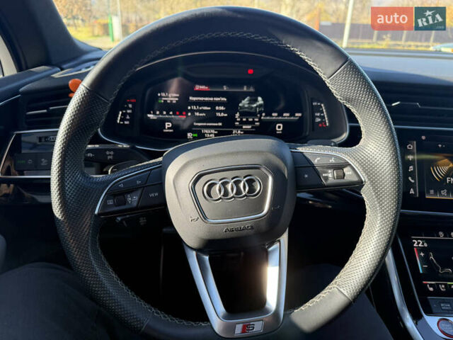 Синий Ауди SQ7, объемом двигателя 3.96 л и пробегом 176 тыс. км за 78000 $, фото 25 на Automoto.ua