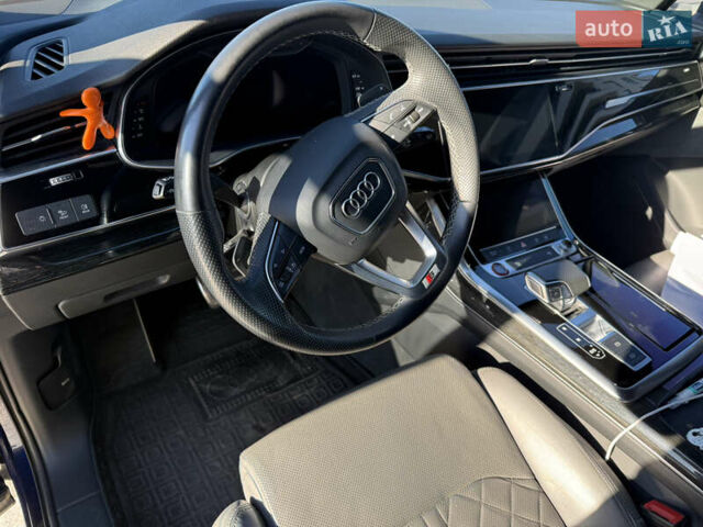 Синий Ауди SQ7, объемом двигателя 3.96 л и пробегом 176 тыс. км за 78000 $, фото 16 на Automoto.ua