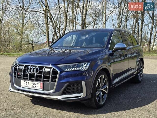Синий Ауди SQ7, объемом двигателя 4 л и пробегом 182 тыс. км за 68800 $, фото 1 на Automoto.ua