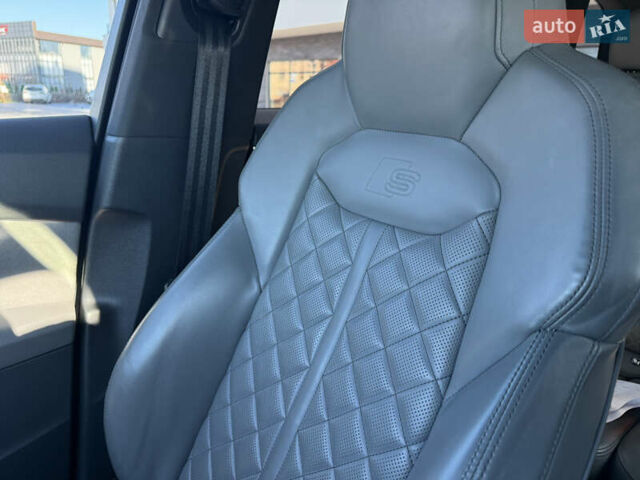 Синий Ауди SQ7, объемом двигателя 3.96 л и пробегом 176 тыс. км за 78000 $, фото 24 на Automoto.ua