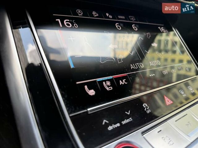 Синий Ауди SQ7, объемом двигателя 3.96 л и пробегом 171 тыс. км за 75222 $, фото 47 на Automoto.ua