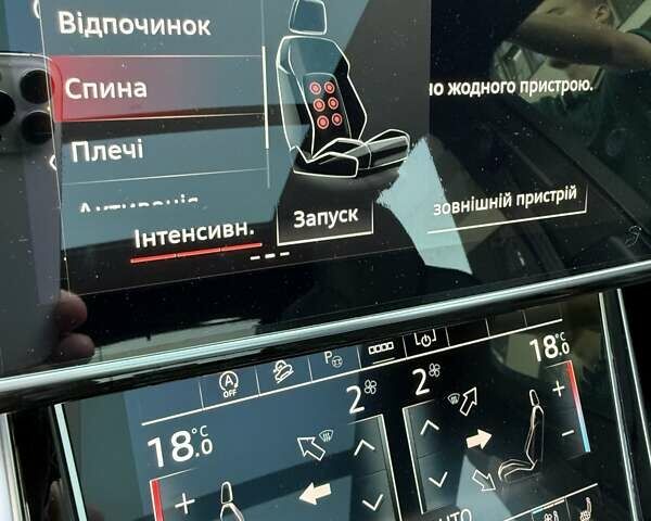 Синій Ауді SQ7, об'ємом двигуна 3.96 л та пробігом 171 тис. км за 75200 $, фото 17 на Automoto.ua