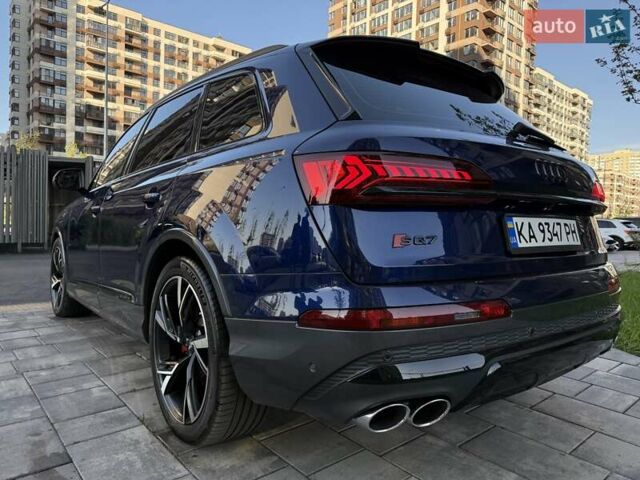 Синій Ауді SQ7, об'ємом двигуна 3.96 л та пробігом 171 тис. км за 75200 $, фото 7 на Automoto.ua