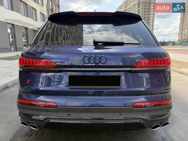 Синий Ауди SQ7, объемом двигателя 3.96 л и пробегом 171 тыс. км за 75222 $, фото 1 на Automoto.ua