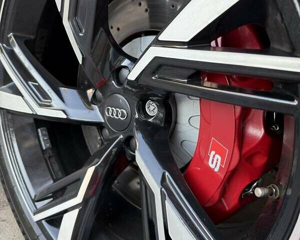 Синій Ауді SQ7, об'ємом двигуна 3.96 л та пробігом 171 тис. км за 75200 $, фото 11 на Automoto.ua