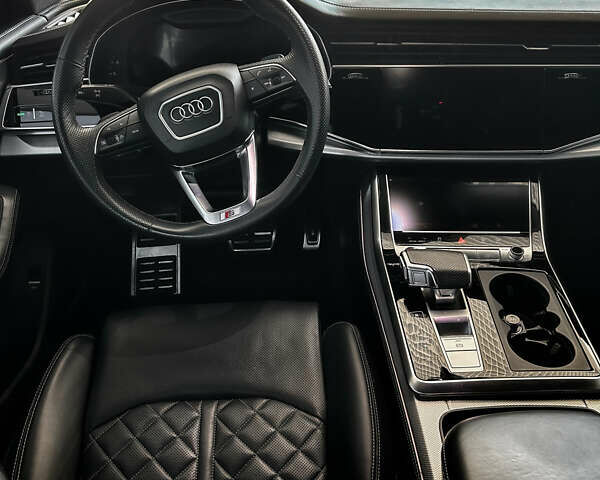 Белый Ауди SQ8, объемом двигателя 4 л и пробегом 70 тыс. км за 83000 $, фото 12 на Automoto.ua