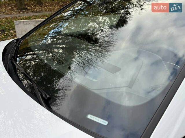 Ауди SQ8 2021 в Тернополе на Automoto.ua Белый Ауди SQ8, объемом двигателя 3.96 л и пробегом 101 тыс. км за 92000 $, фото 11 на Automoto.ua