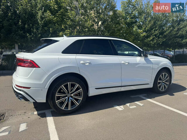 Белый Ауди SQ8, объемом двигателя 4 л и пробегом 75 тыс. км за 75000 $, фото 26 на Automoto.ua