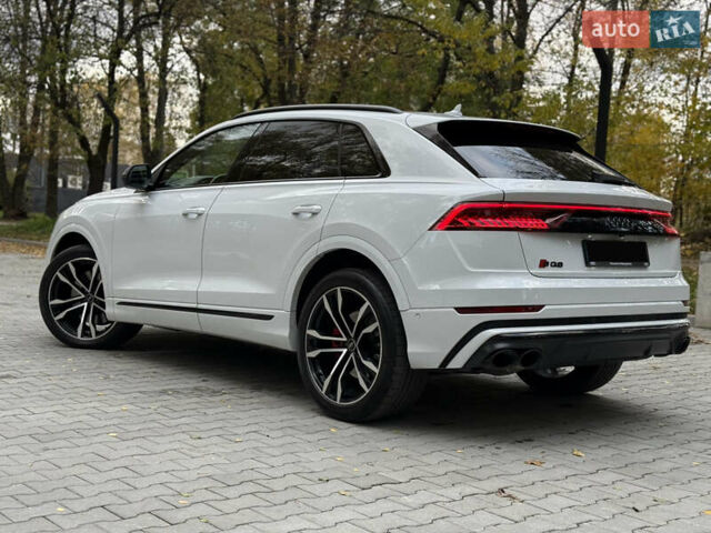 Ауди SQ8 2021 в Тернополе на Automoto.ua Белый Ауди SQ8, объемом двигателя 3.96 л и пробегом 101 тыс. км за 92000 $, фото 22 на Automoto.ua