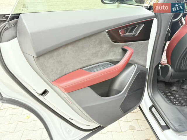 Ауди SQ8 2021 в Тернополе на Automoto.ua Белый Ауди SQ8, объемом двигателя 3.96 л и пробегом 101 тыс. км за 92000 $, фото 50 на Automoto.ua