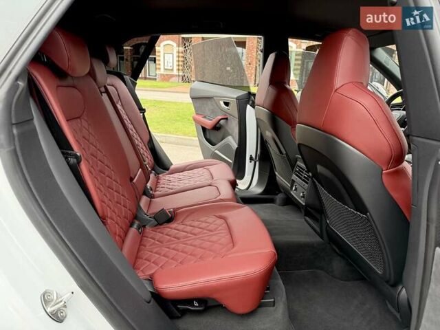 Белый Ауди SQ8, объемом двигателя 4 л и пробегом 30 тыс. км за 111000 $, фото 47 на Automoto.ua