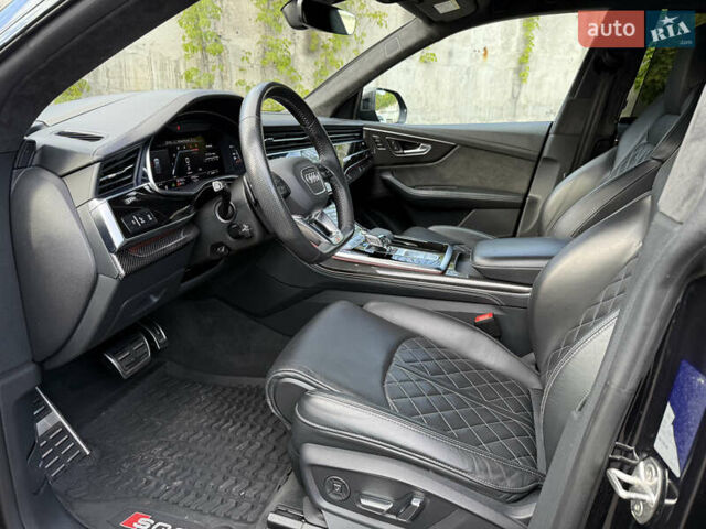 Чорний Ауді SQ8, об'ємом двигуна 4 л та пробігом 195 тис. км за 71850 $, фото 45 на Automoto.ua
