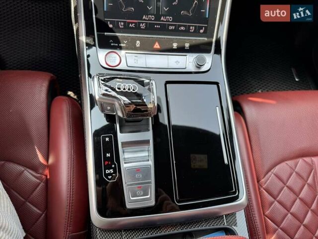 Чорний Ауді SQ8, об'ємом двигуна 3.96 л та пробігом 151 тис. км за 84900 $, фото 58 на Automoto.ua