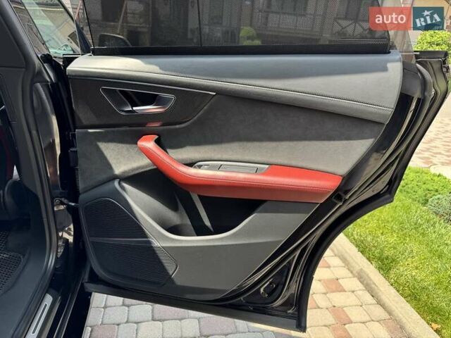 Черный Ауди SQ8, объемом двигателя 3.96 л и пробегом 151 тыс. км за 82500 $, фото 41 на Automoto.ua