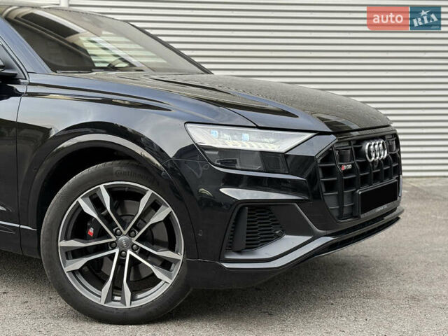 Чорний Ауді SQ8, об'ємом двигуна 4 л та пробігом 199 тис. км за 65000 $, фото 11 на Automoto.ua